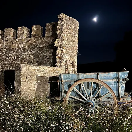 לינה וארוחת בוקר La Bastide De La Bogne *