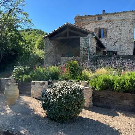 La Bastide De La Bogne לינה וארוחת בוקר